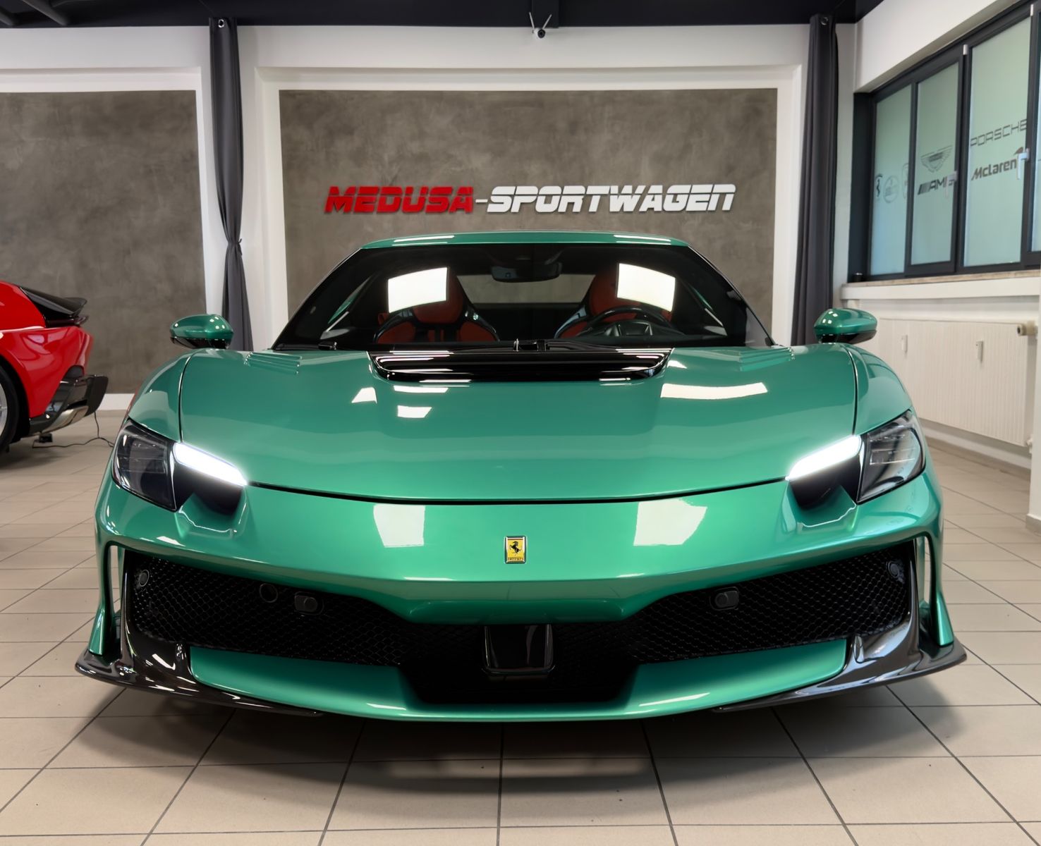 Ferrari 296 GTB, Ansicht 2