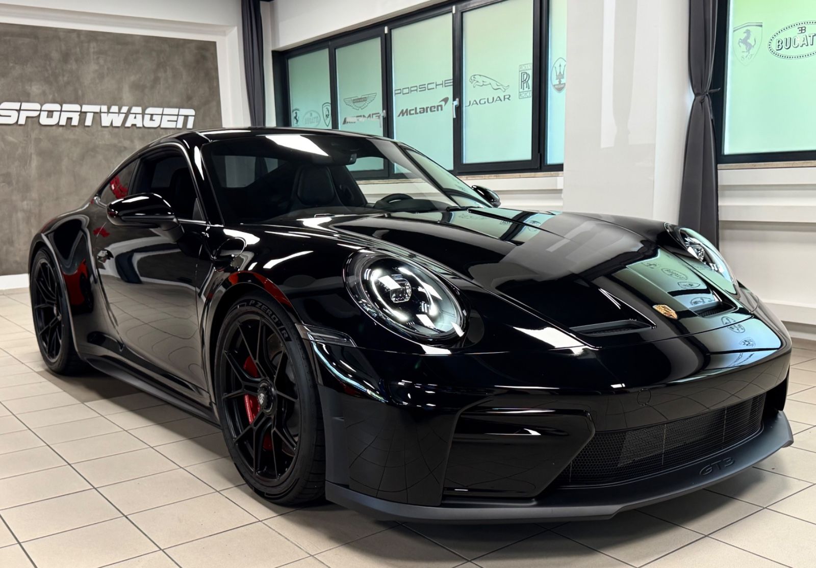 Porsche 992, Ansicht 4