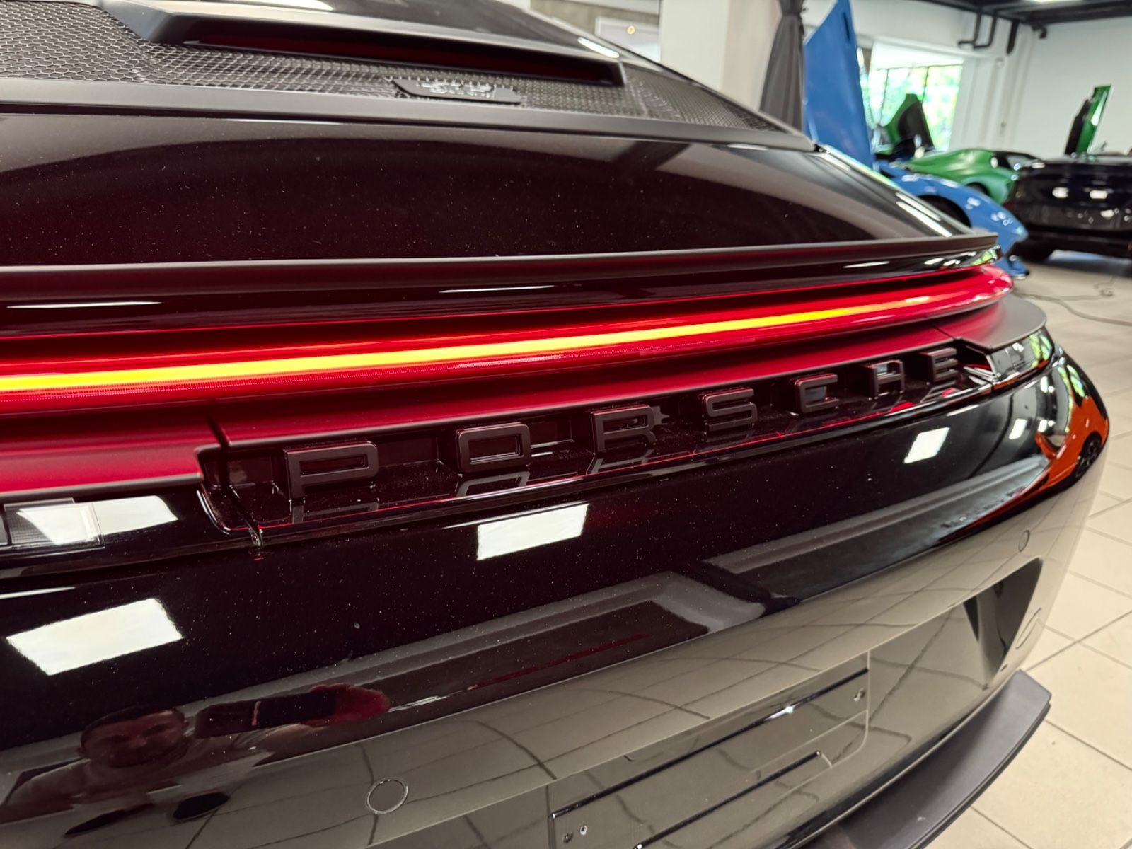 Porsche 992, Ansicht 9