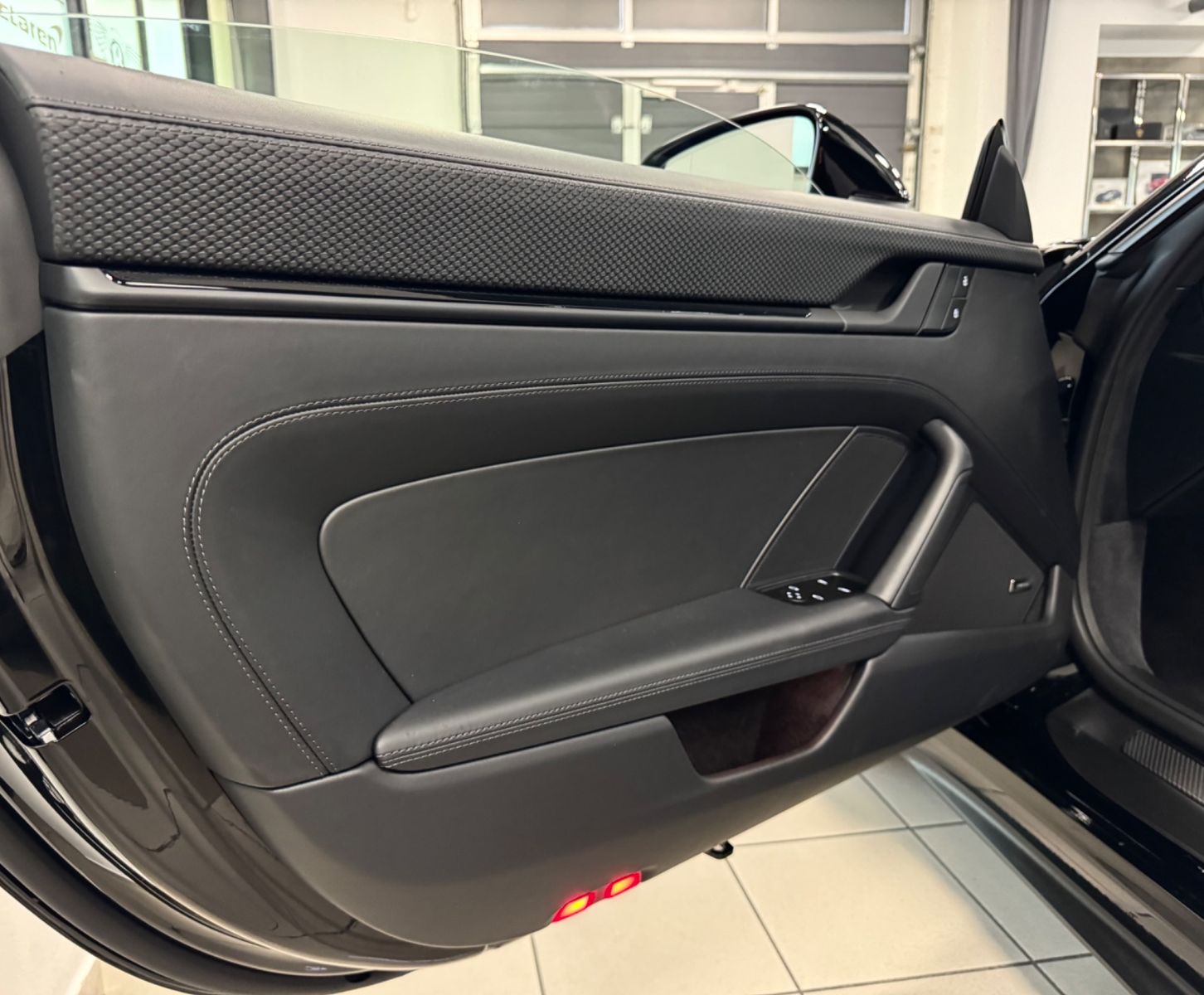 Porsche 992, Ansicht 13