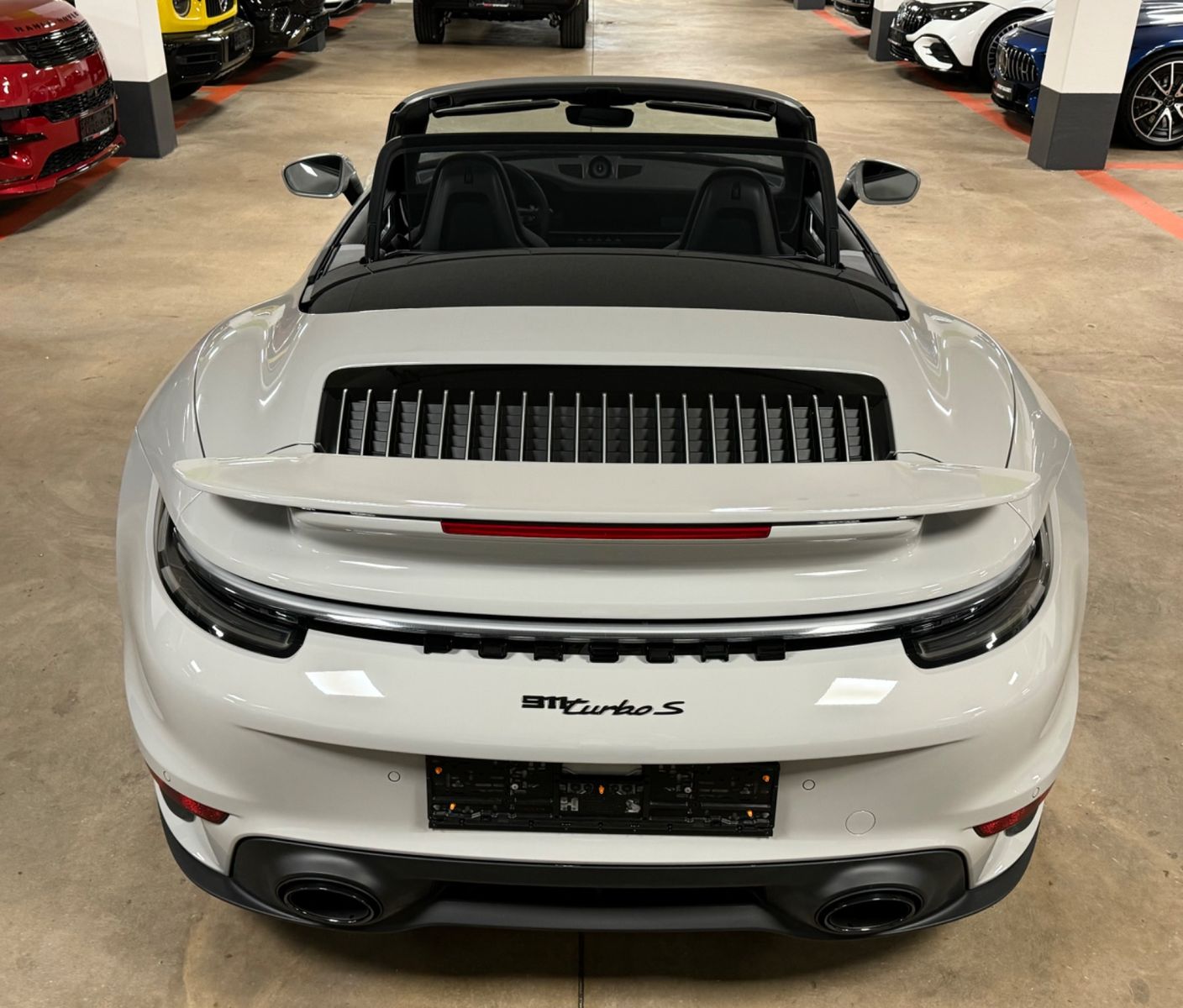 Fahrzeugabbildung Porsche 992 TURBO S CABRIO KREIDE CARBON LIFT BOSE NEW!