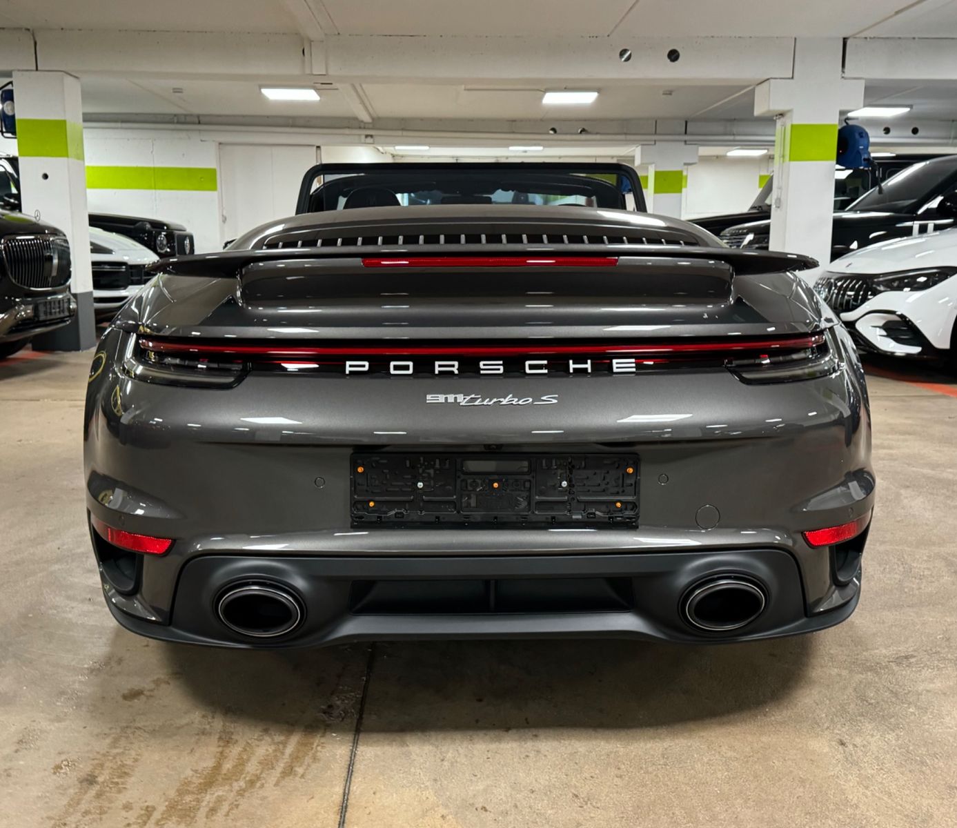 Fahrzeugabbildung Porsche 911 TURBO S CABRIO CARBON BURMESTER LIFT FULLOPT