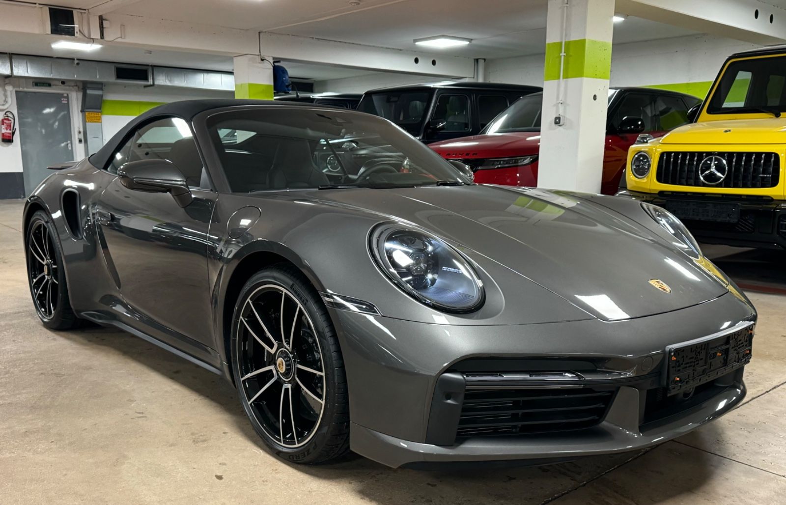 Fahrzeugabbildung Porsche 911 TURBO S CABRIO CARBON BURMESTER LIFT FULLOPT