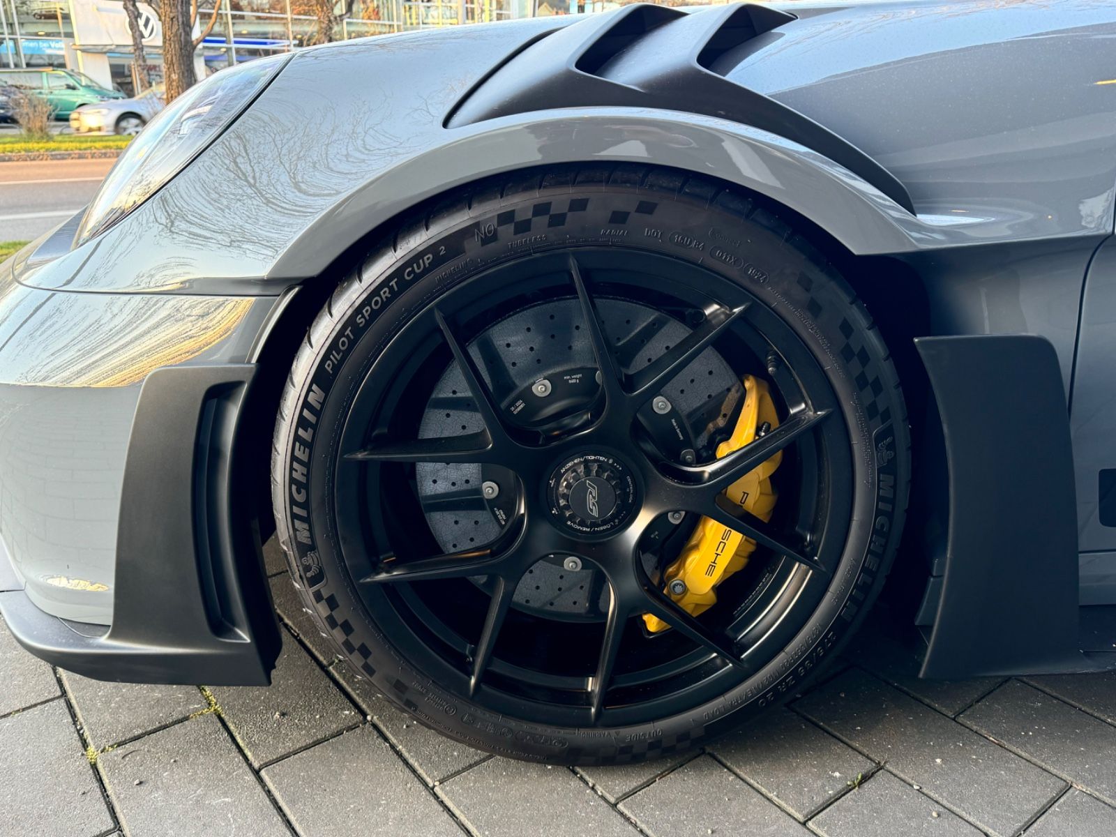 Fahrzeugabbildung Porsche 911 GT3 RS WEISSACH CARBON CERAMIC LIFT FULL!!!