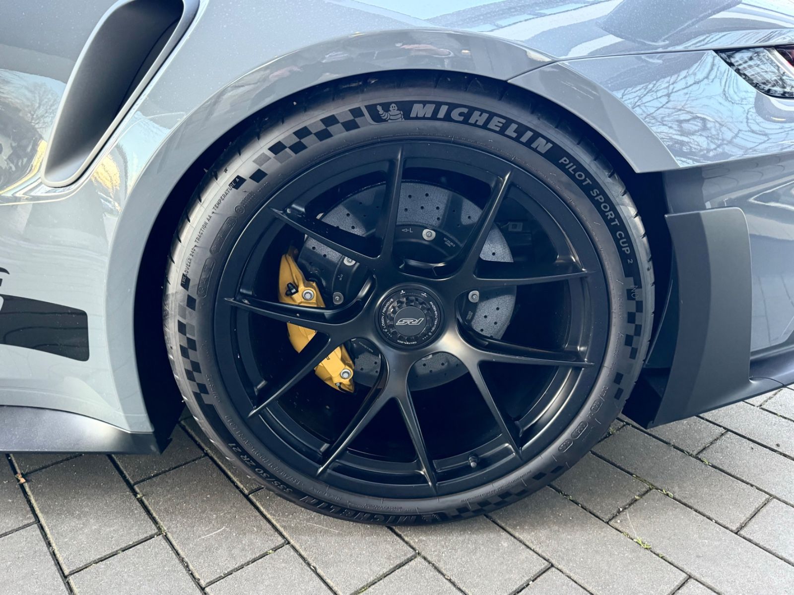 Fahrzeugabbildung Porsche 911 GT3 RS WEISSACH CARBON CERAMIC LIFT FULL!!!