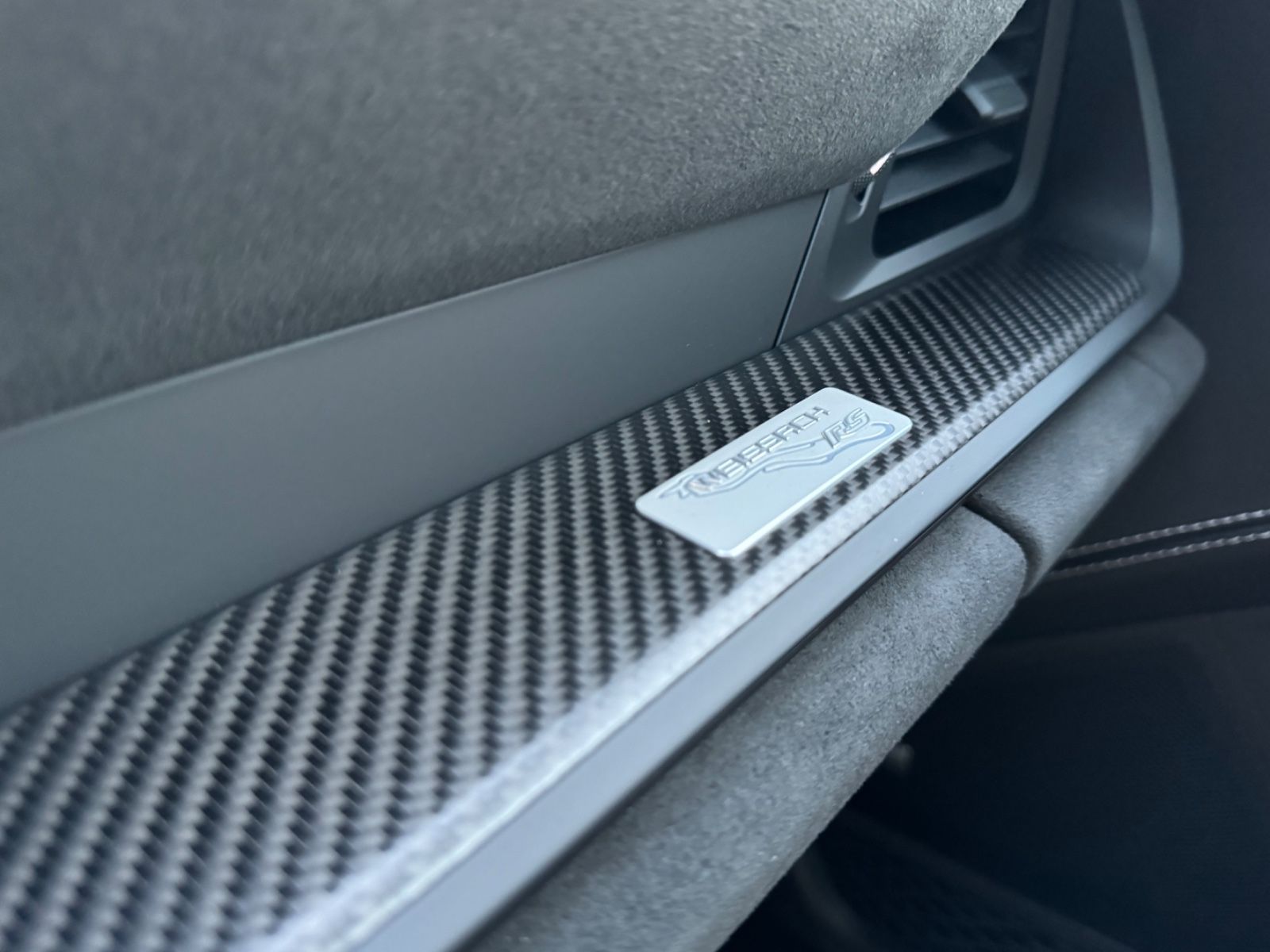 Fahrzeugabbildung Porsche 911 GT3 RS WEISSACH CARBON CERAMIC LIFT FULL!!!