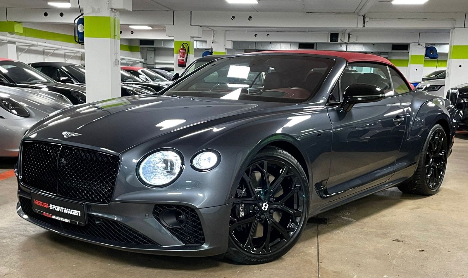 Fahrzeugabbildung Bentley CONTINENTAL GTC V8 S MULLINER CARBON FULLOPTION!