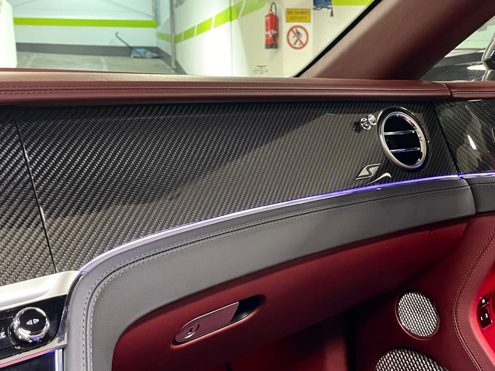 Fahrzeugabbildung Bentley CONTINENTAL GTC V8 S MULLINER CARBON FULLOPTION!