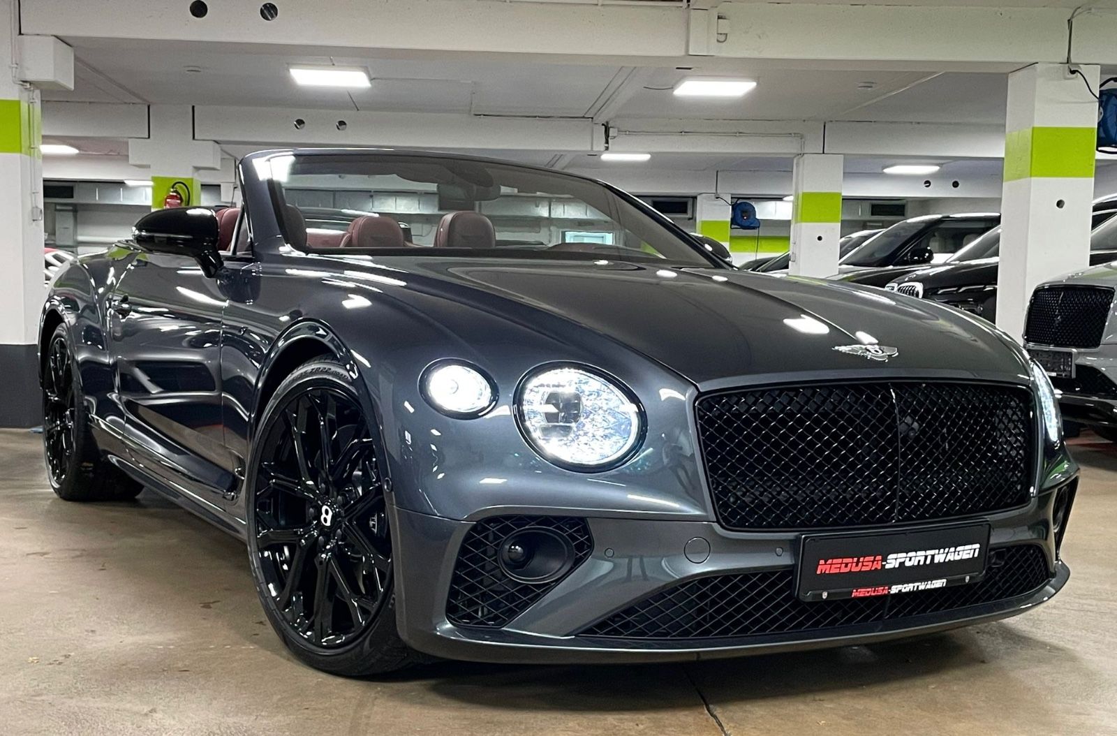 Fahrzeugabbildung Bentley CONTINENTAL GTC V8 S MULLINER CARBON FULLOPTION!