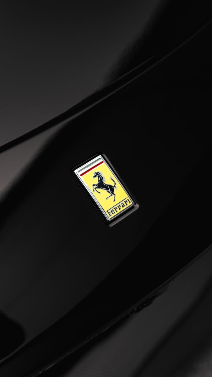 Fahrzeugabbildung Ferrari ROMA SPIDER NOVITEC UNIQUE PIECE FULL CARBON !!!
