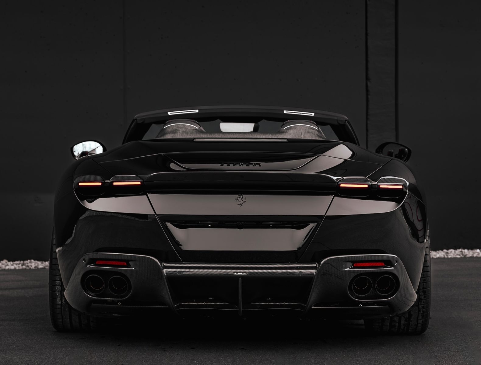 Fahrzeugabbildung Ferrari ROMA SPIDER NOVITEC UNIQUE PIECE FULL CARBON !!!