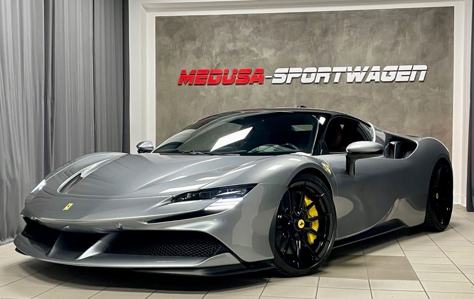 Fahrzeugabbildung Ferrari SF90 NOVITEC RACINGSEAT CARBONPACK LIFT JBL FULL