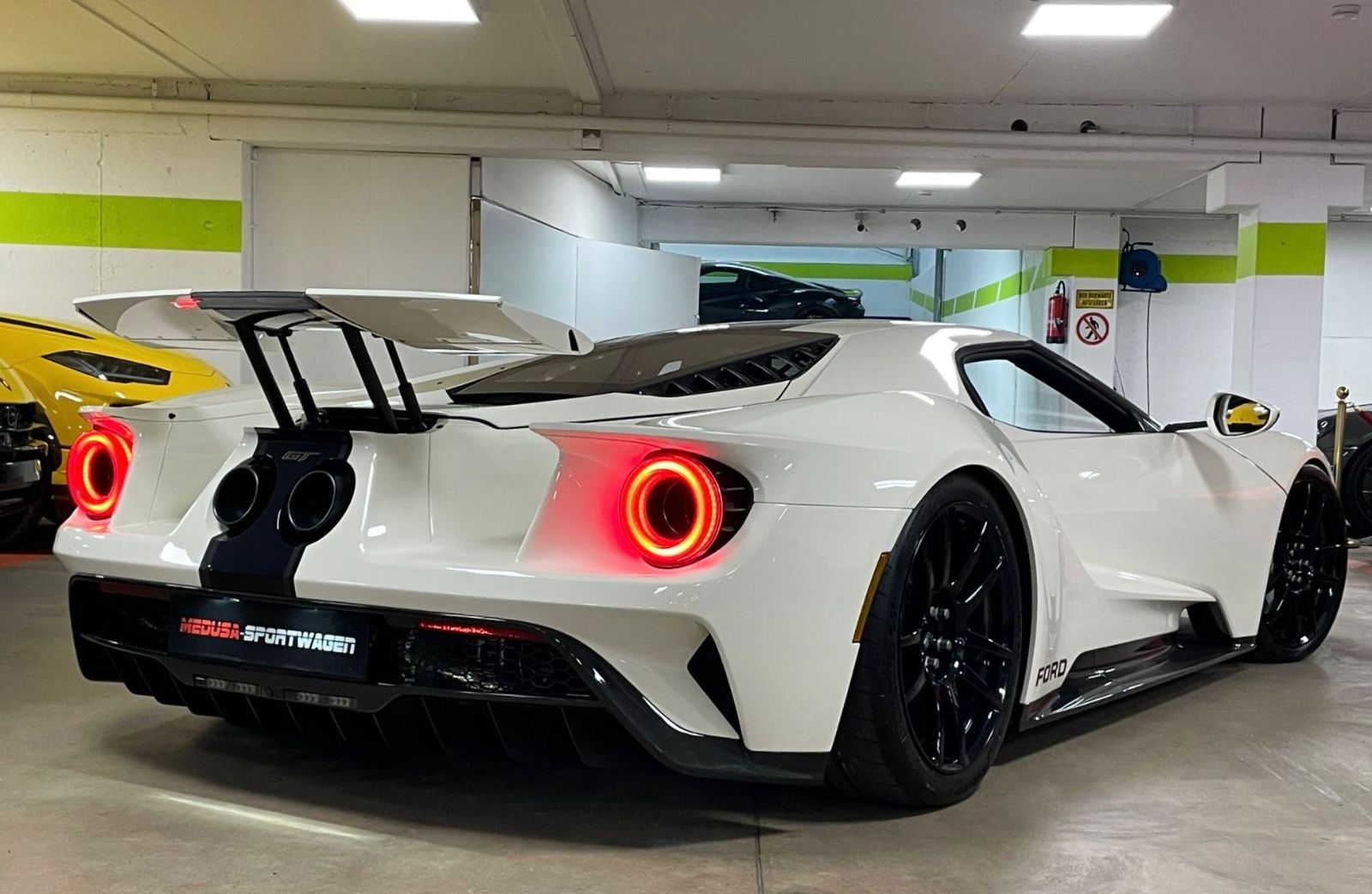 Fahrzeugabbildung Ford GT HERITAGE 64 PROTOTYPE 1OF50 LIMITED COLLECTOR