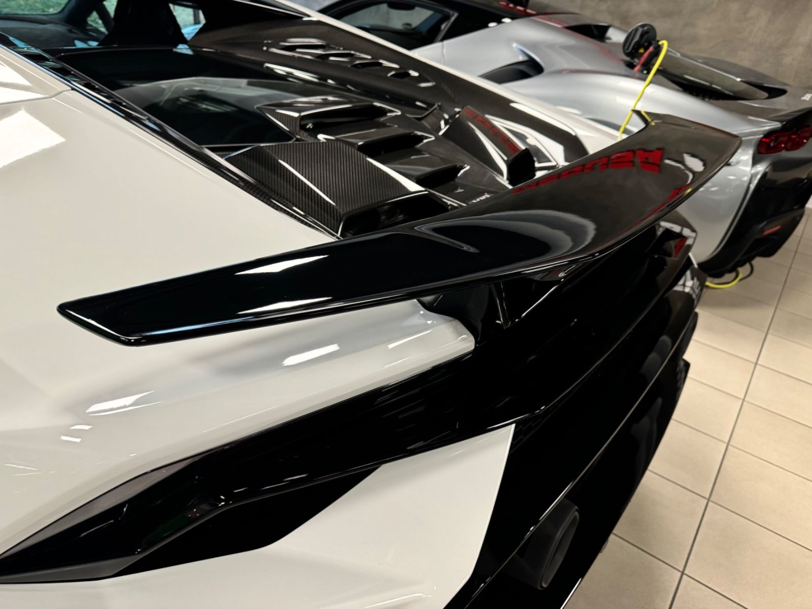 Fahrzeugabbildung Lamborghini HURACAN TECNICA CARBON EXT&INT SENSONUM FULLOPT!