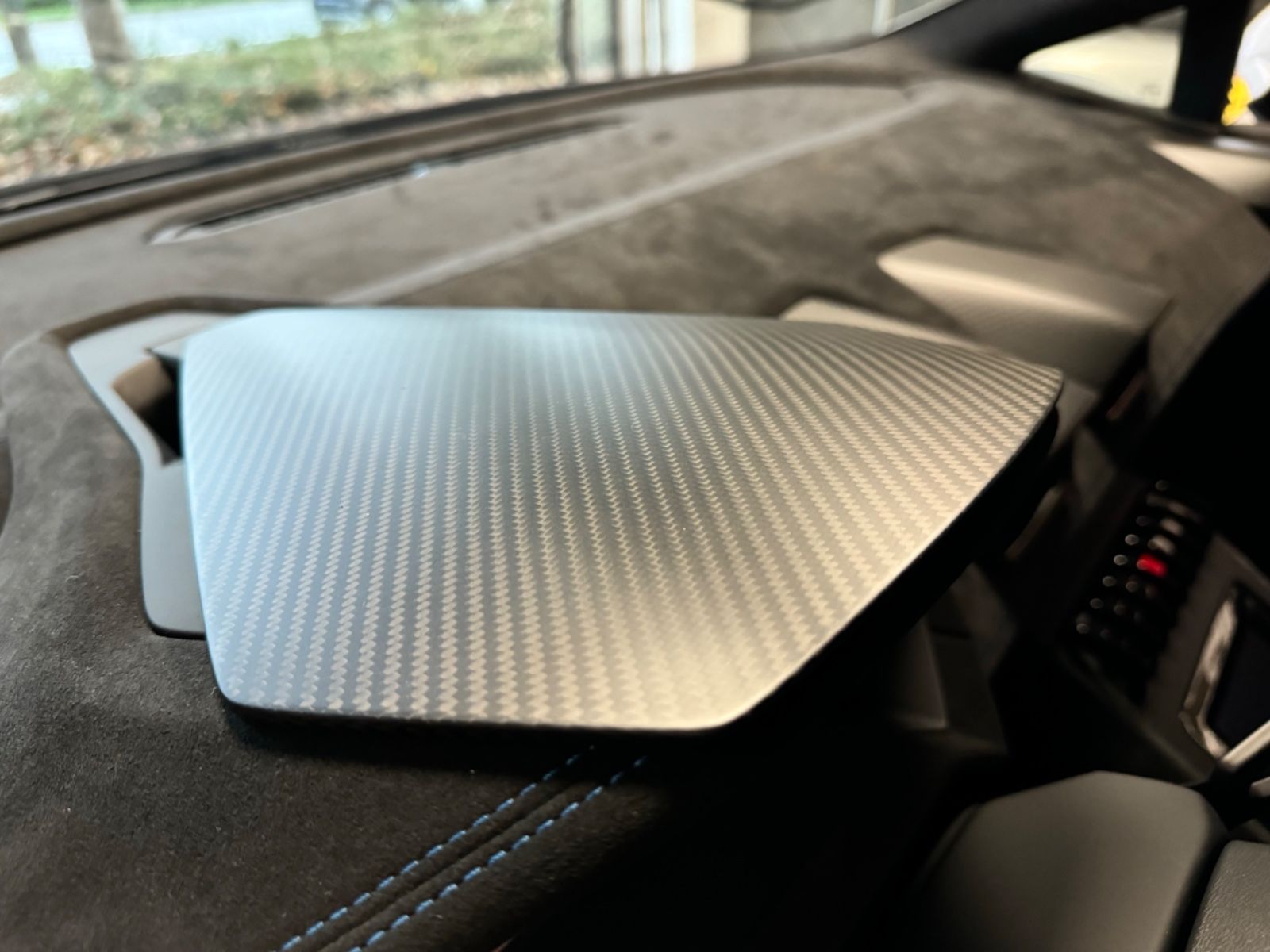 Fahrzeugabbildung Lamborghini HURACAN TECNICA CARBON EXT&INT SENSONUM FULLOPT!