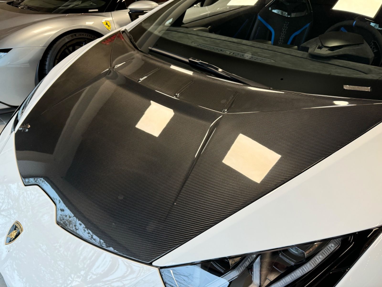 Fahrzeugabbildung Lamborghini HURACAN TECNICA CARBON EXT&INT SENSONUM FULLOPT!