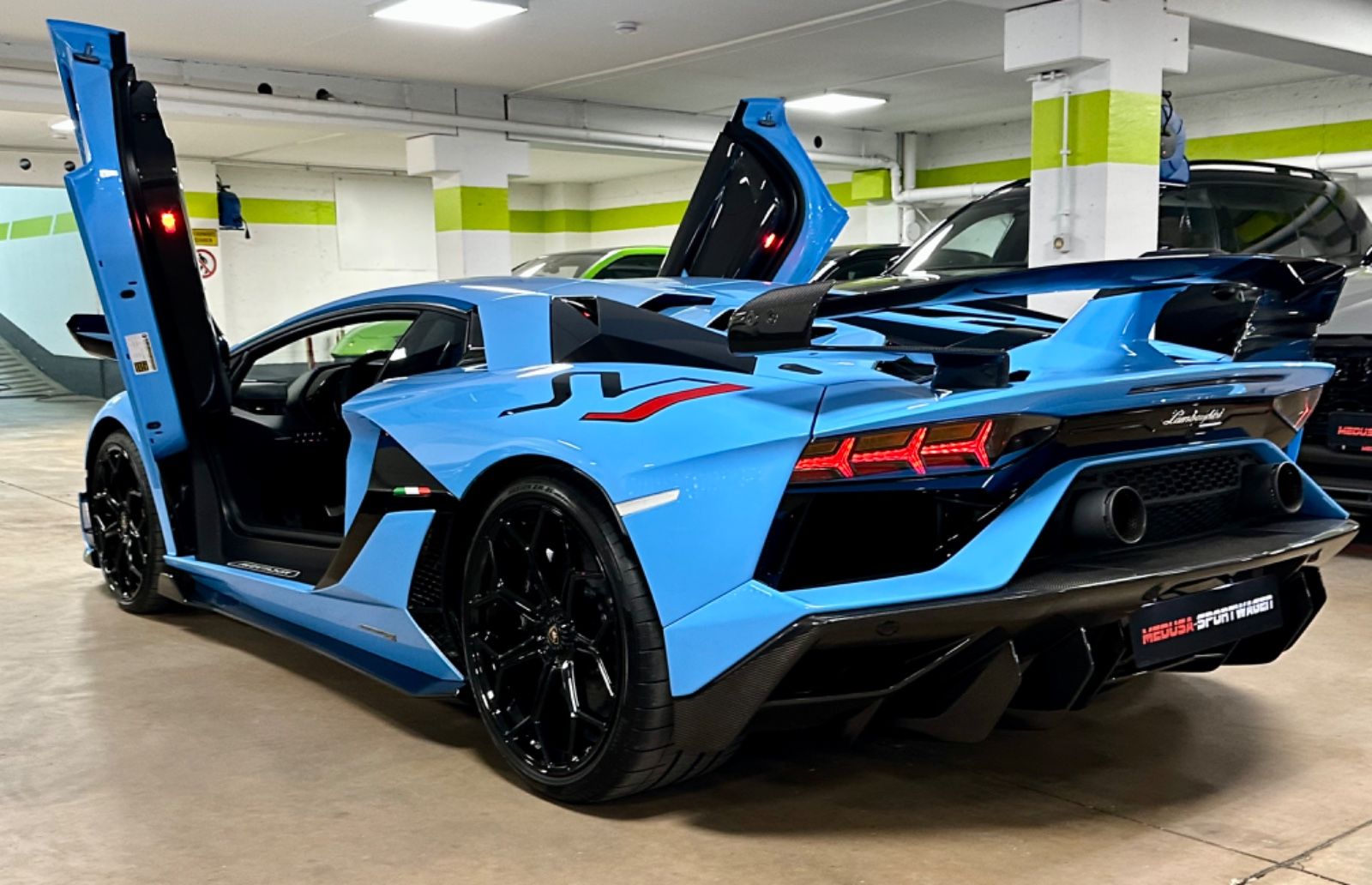 Fahrzeugabbildung Lamborghini AVENTADOR SVJ 10F900 CARBON LIFT SENSONUM FULL!