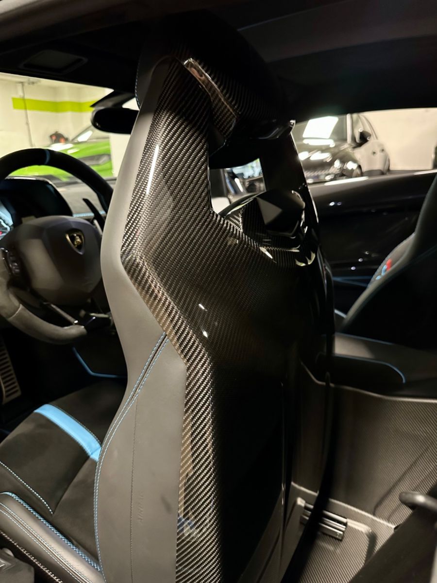 Fahrzeugabbildung Lamborghini AVENTADOR SVJ 10F900 CARBON LIFT SENSONUM FULL!