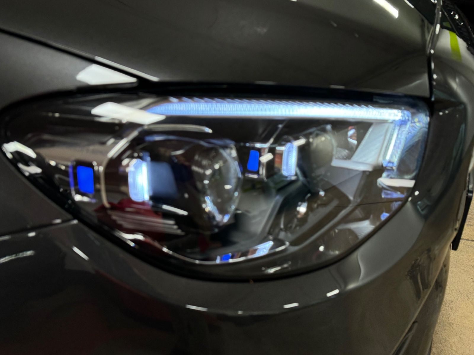 Fahrzeugabbildung Mercedes-Benz E 220 d 4M COUPE FACELIFT NIGHTEDITION AMG TRAUM