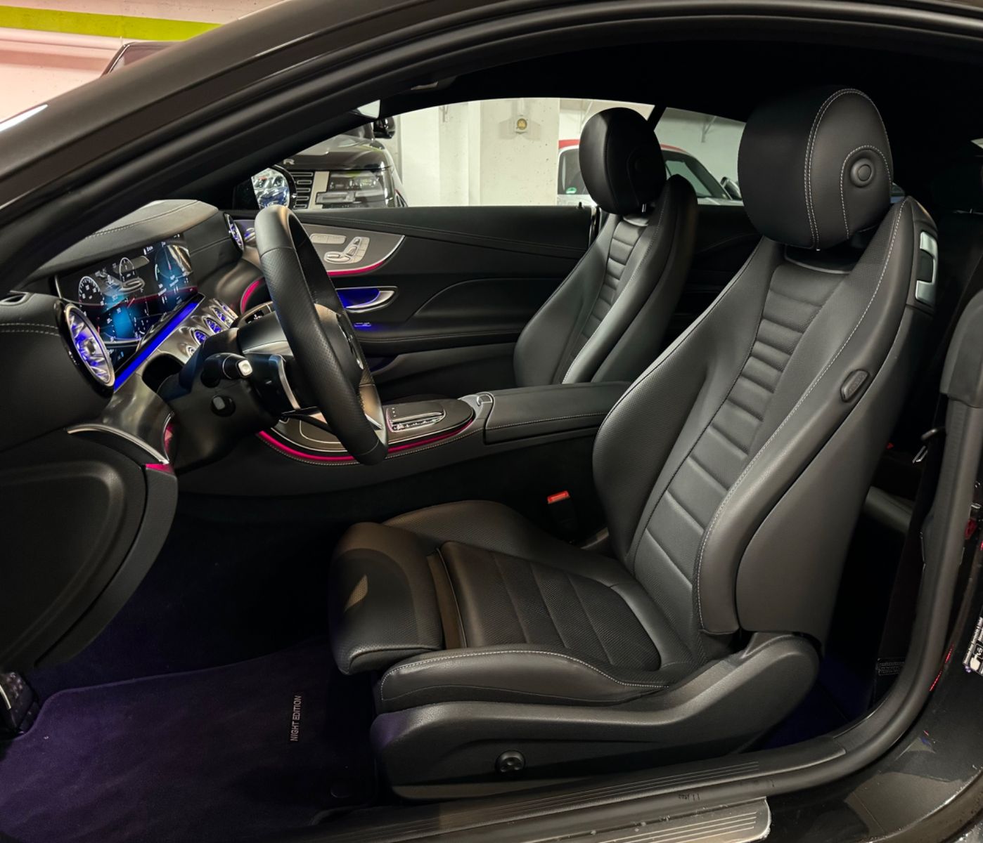Fahrzeugabbildung Mercedes-Benz E 220 d 4M COUPE FACELIFT NIGHTEDITION AMG TRAUM