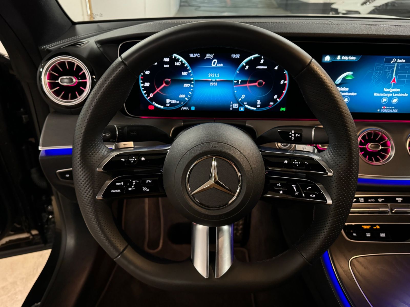 Fahrzeugabbildung Mercedes-Benz E 220 d 4M COUPE FACELIFT NIGHTEDITION AMG TRAUM