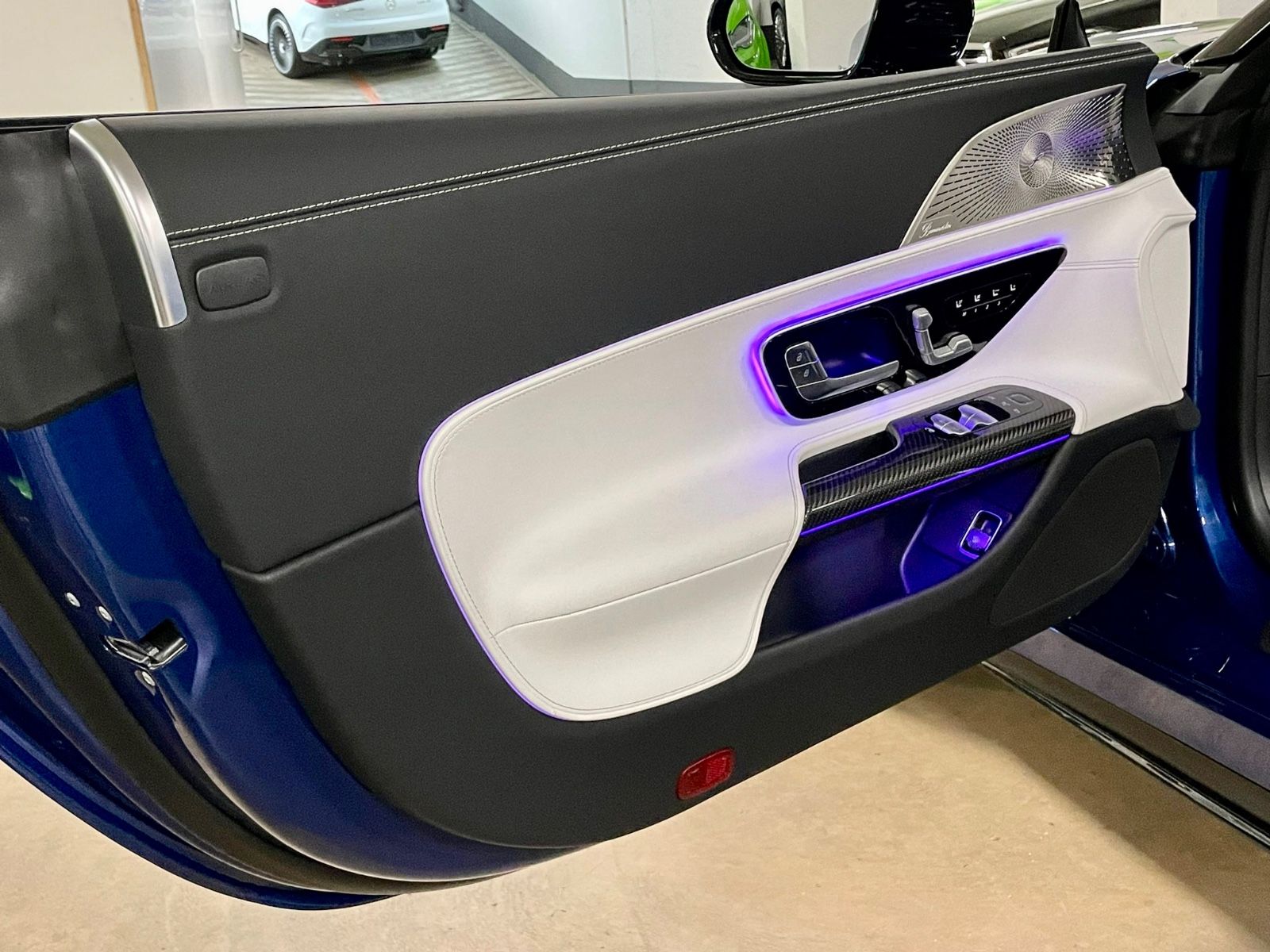 Fahrzeugabbildung Mercedes-Benz SL63 AMG EXCLUSIV CARBON BURMESTER MASSAGE FULL!