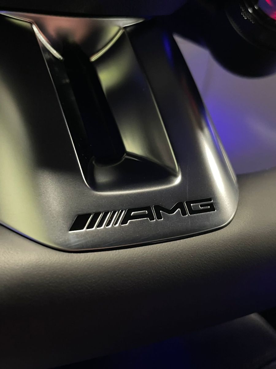 Fahrzeugabbildung Mercedes-Benz SL63 AMG EXCLUSIV CARBON BURMESTER MASSAGE FULL!