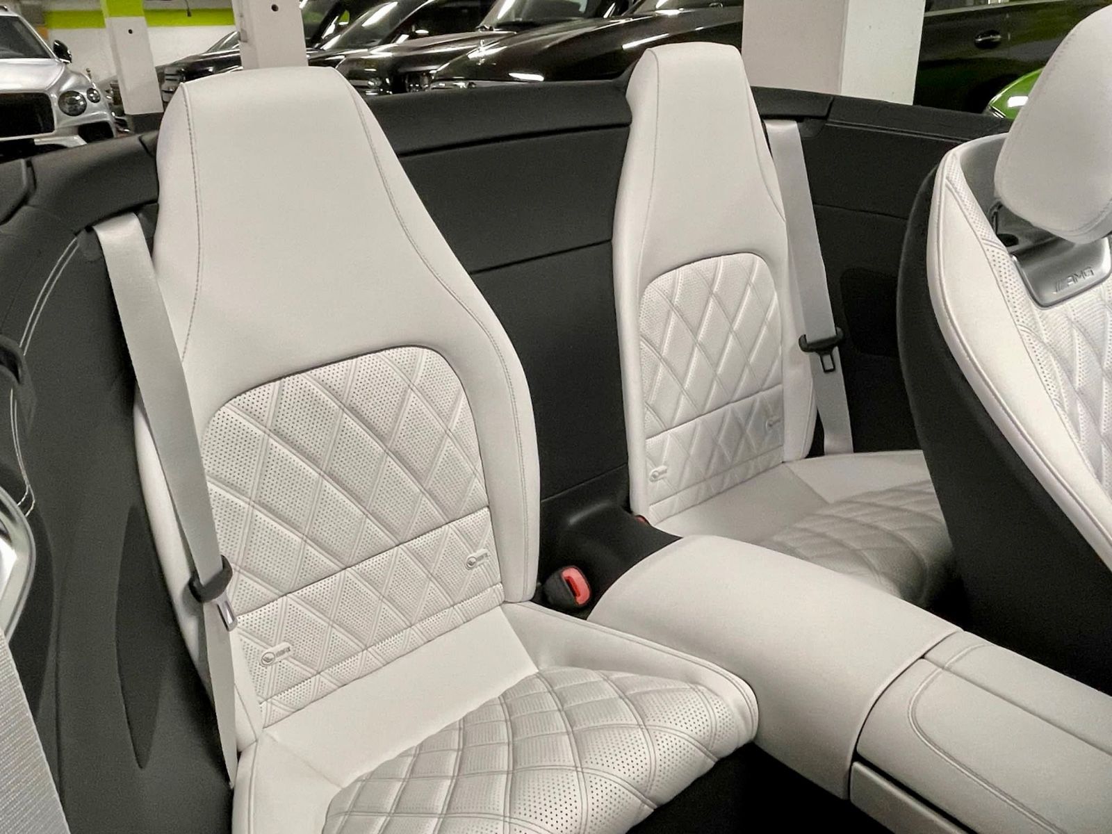 Fahrzeugabbildung Mercedes-Benz SL63 AMG EXCLUSIV CARBON BURMESTER MASSAGE FULL!