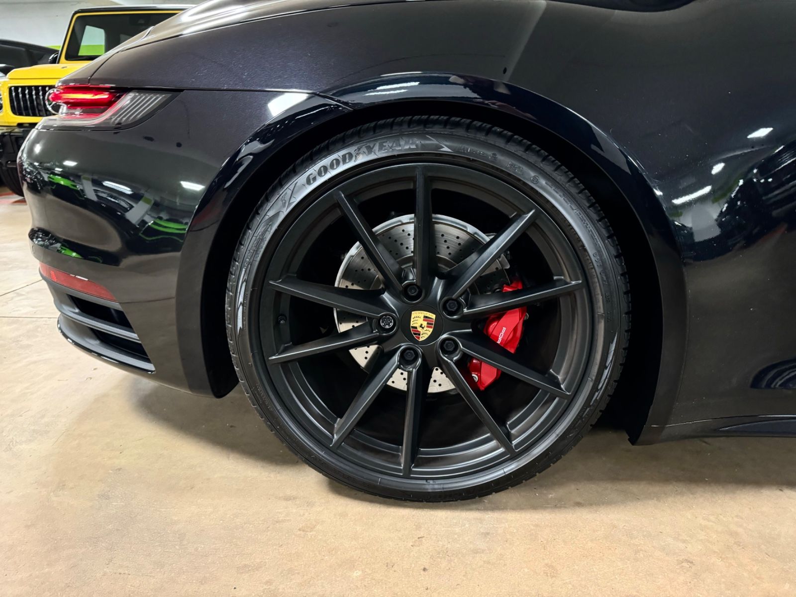 Fahrzeugabbildung Porsche 911 CARRERA 4 S CABRIO PORSCHE GARANTI TRAUMZUST