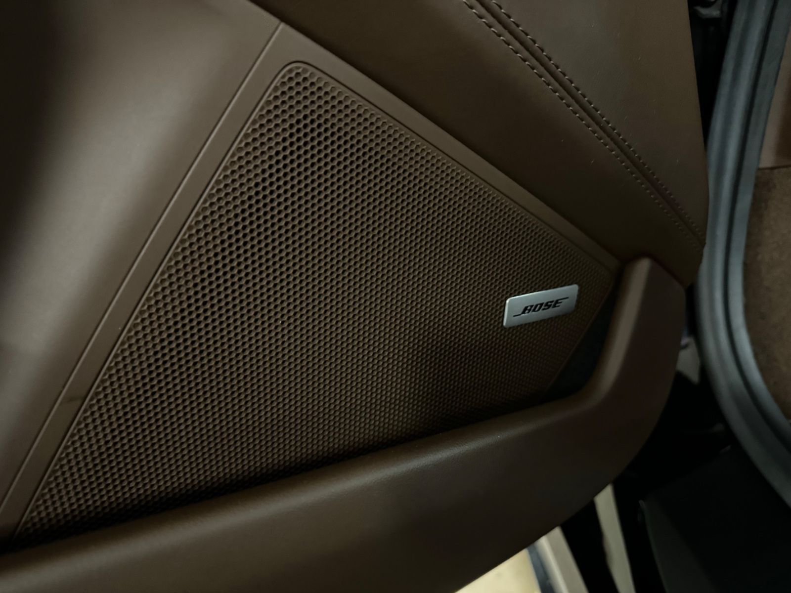 Fahrzeugabbildung Porsche 911 CARRERA 4 S CABRIO PORSCHE GARANTI TRAUMZUST