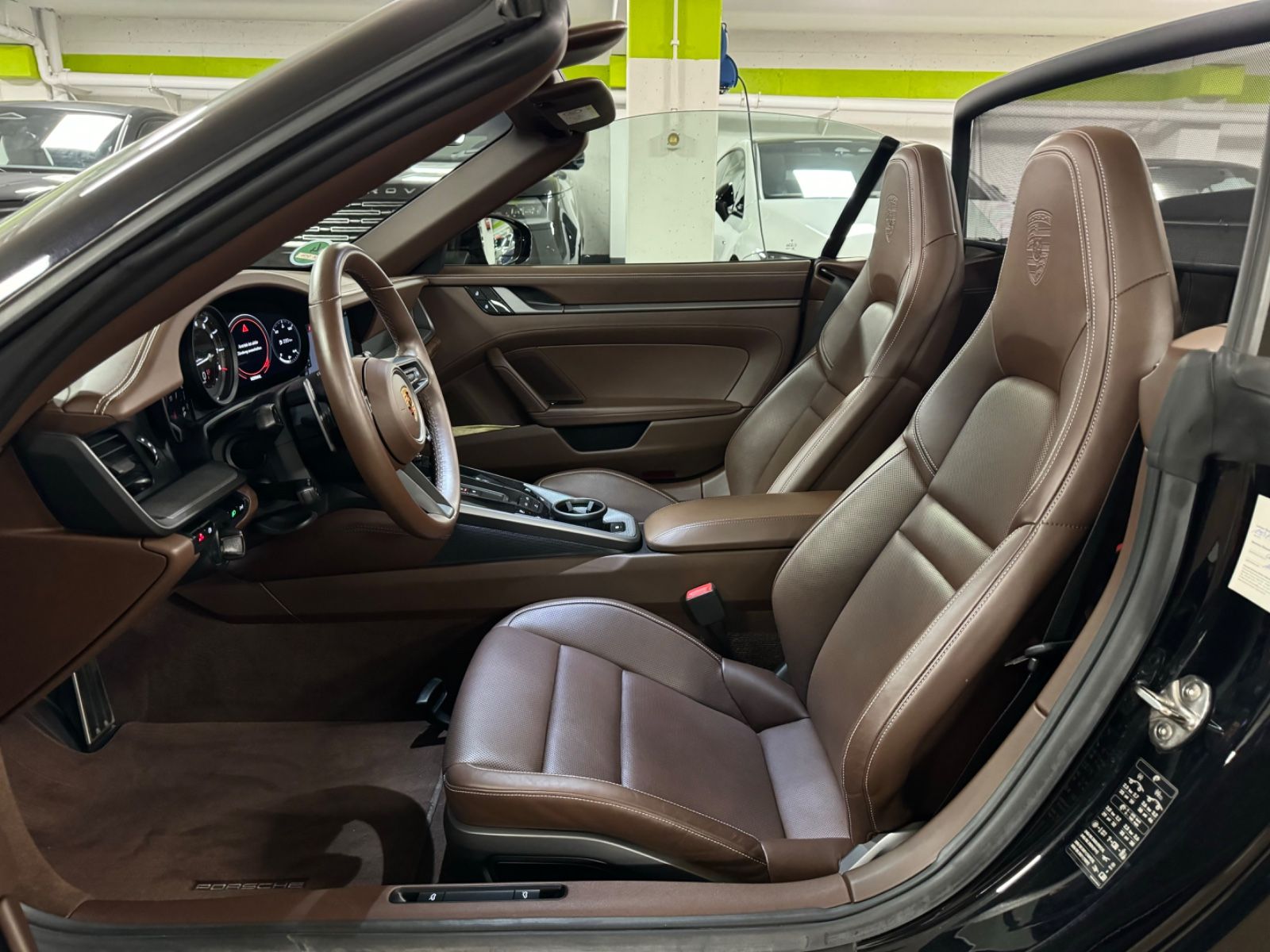 Fahrzeugabbildung Porsche 911 CARRERA 4 S CABRIO PORSCHE GARANTI TRAUMZUST