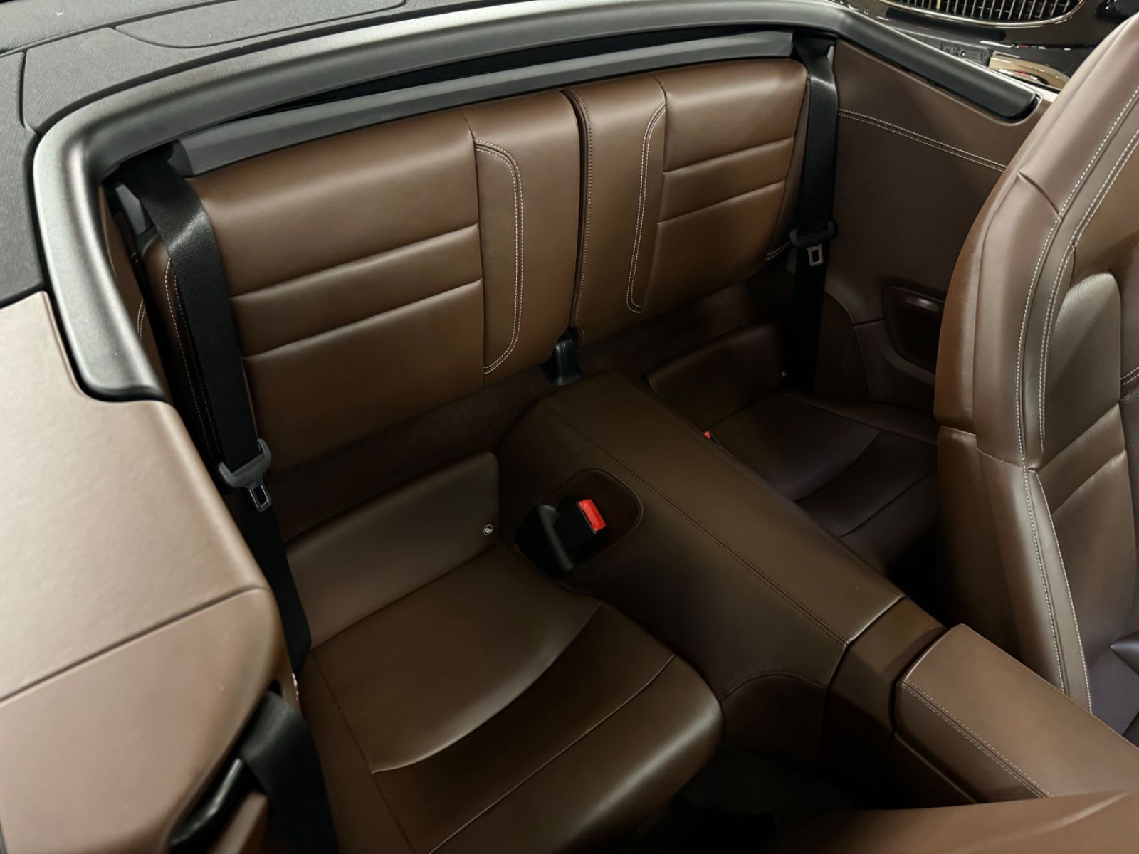 Fahrzeugabbildung Porsche 911 CARRERA 4 S CABRIO PORSCHE GARANTI TRAUMZUST