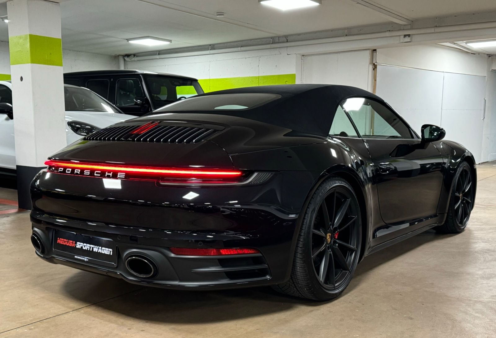 Fahrzeugabbildung Porsche 911 CARRERA 4 S CABRIO PORSCHE GARANTI TRAUMZUST