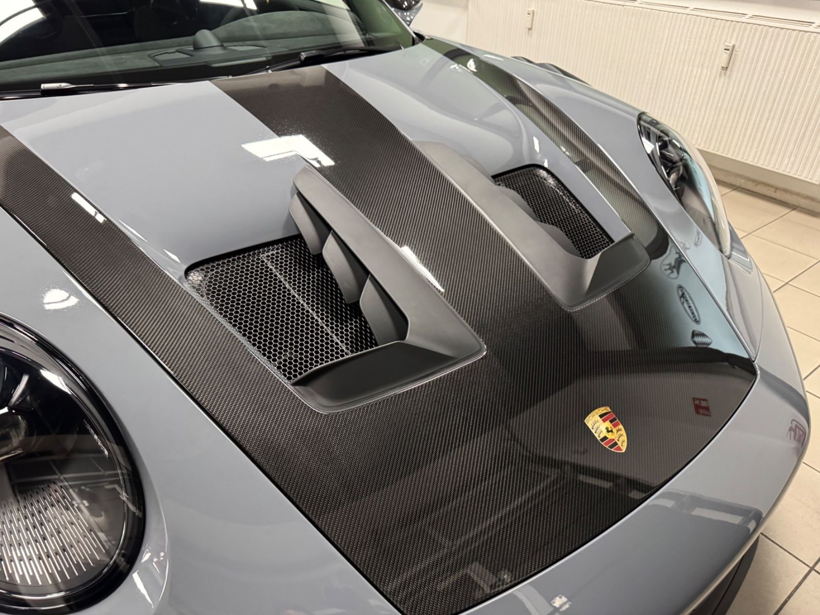 Fahrzeugabbildung Porsche 911 GT3 RS WEISSACH CARBON CERAMIC LIFT FULL!!!