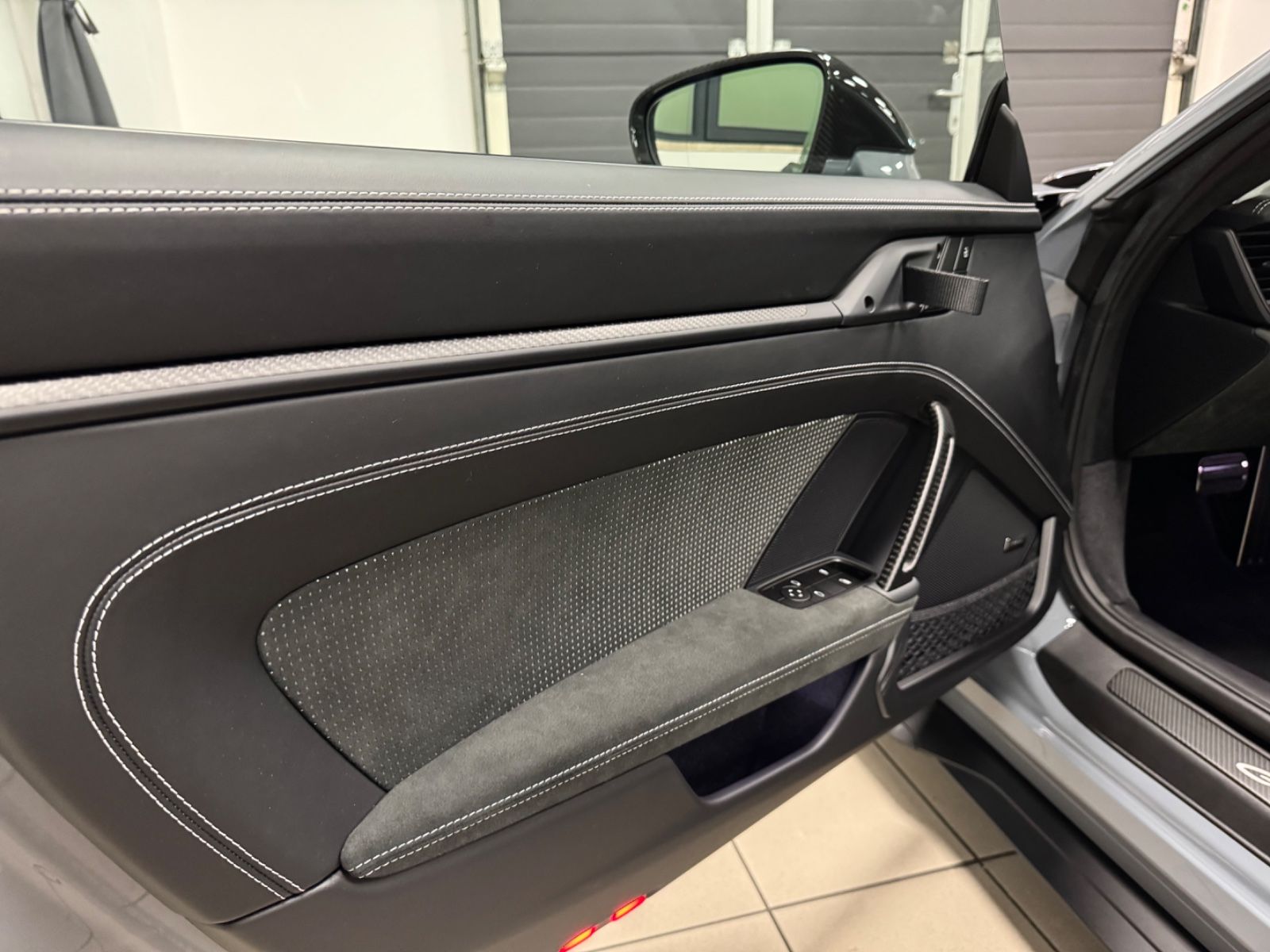 Fahrzeugabbildung Porsche 911 GT3 RS WEISSACH CARBON CERAMIC LIFT FULL!!!