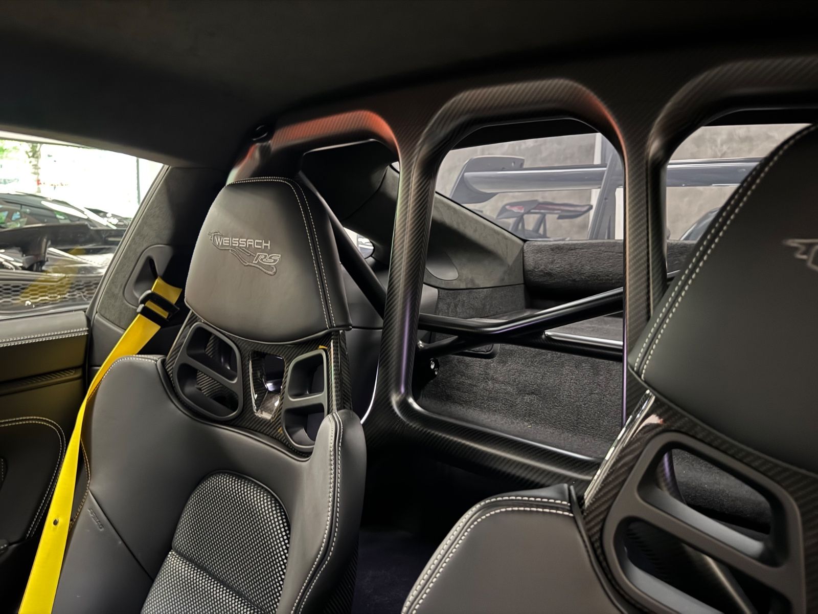 Fahrzeugabbildung Porsche 911 GT3 RS WEISSACH CARBON CERAMIC LIFT FULL!!!