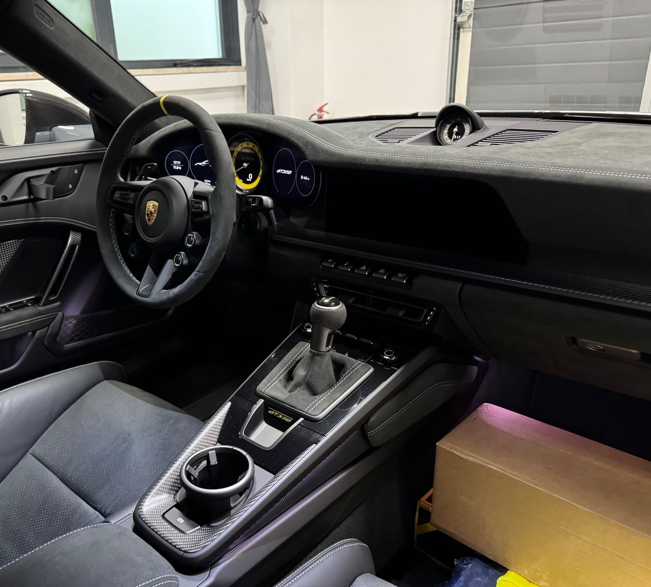 Fahrzeugabbildung Porsche 911 GT3 RS WEISSACH CARBON CERAMIC LIFT FULL!!!