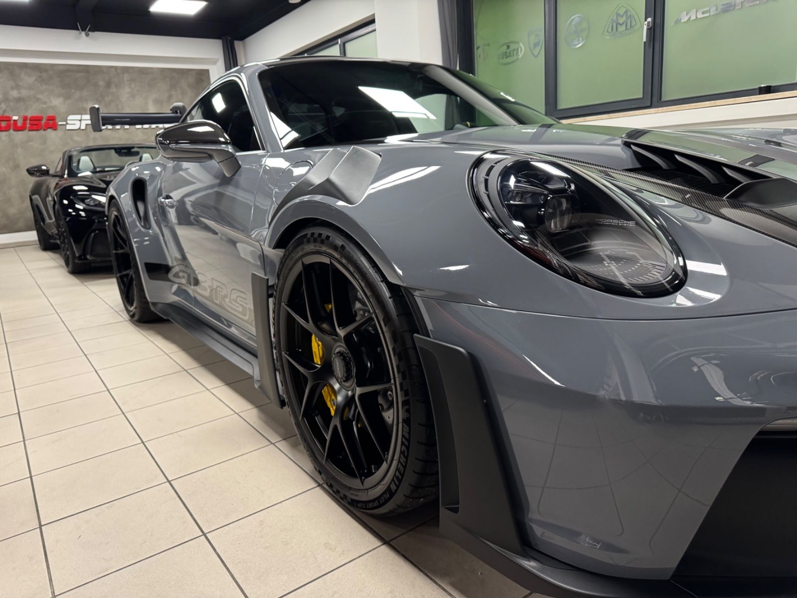 Fahrzeugabbildung Porsche 911 GT3 RS WEISSACH CARBON CERAMIC LIFT FULL!!!