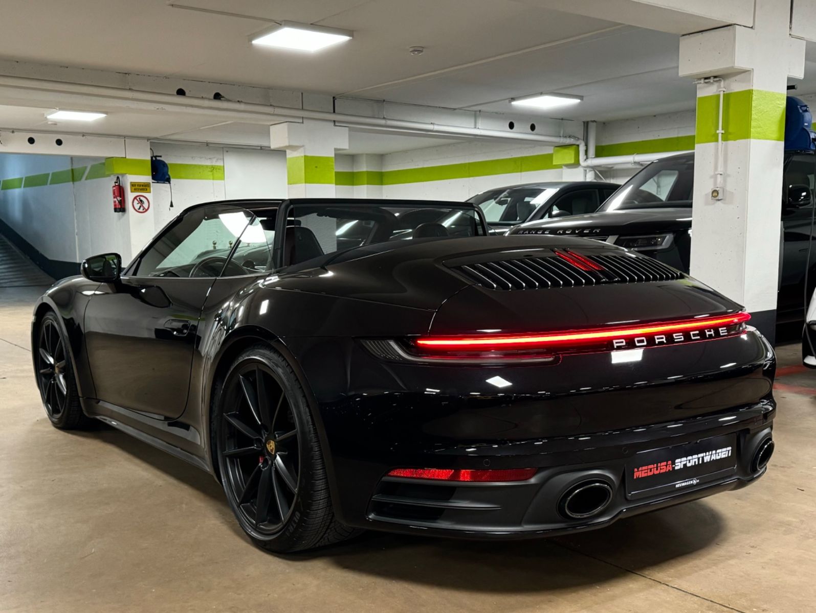Porsche 992 CARRERA 4 S CABRIO PORSCHE GARANTI TRAUMZUST