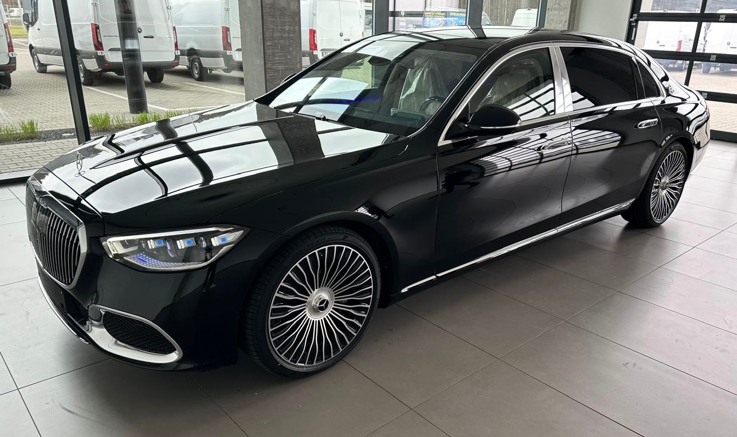 Fahrzeugabbildung Mercedes-Benz S 580 MAYBACH EXCUTIVE FIRSTCLASS TV MASSAG FULL