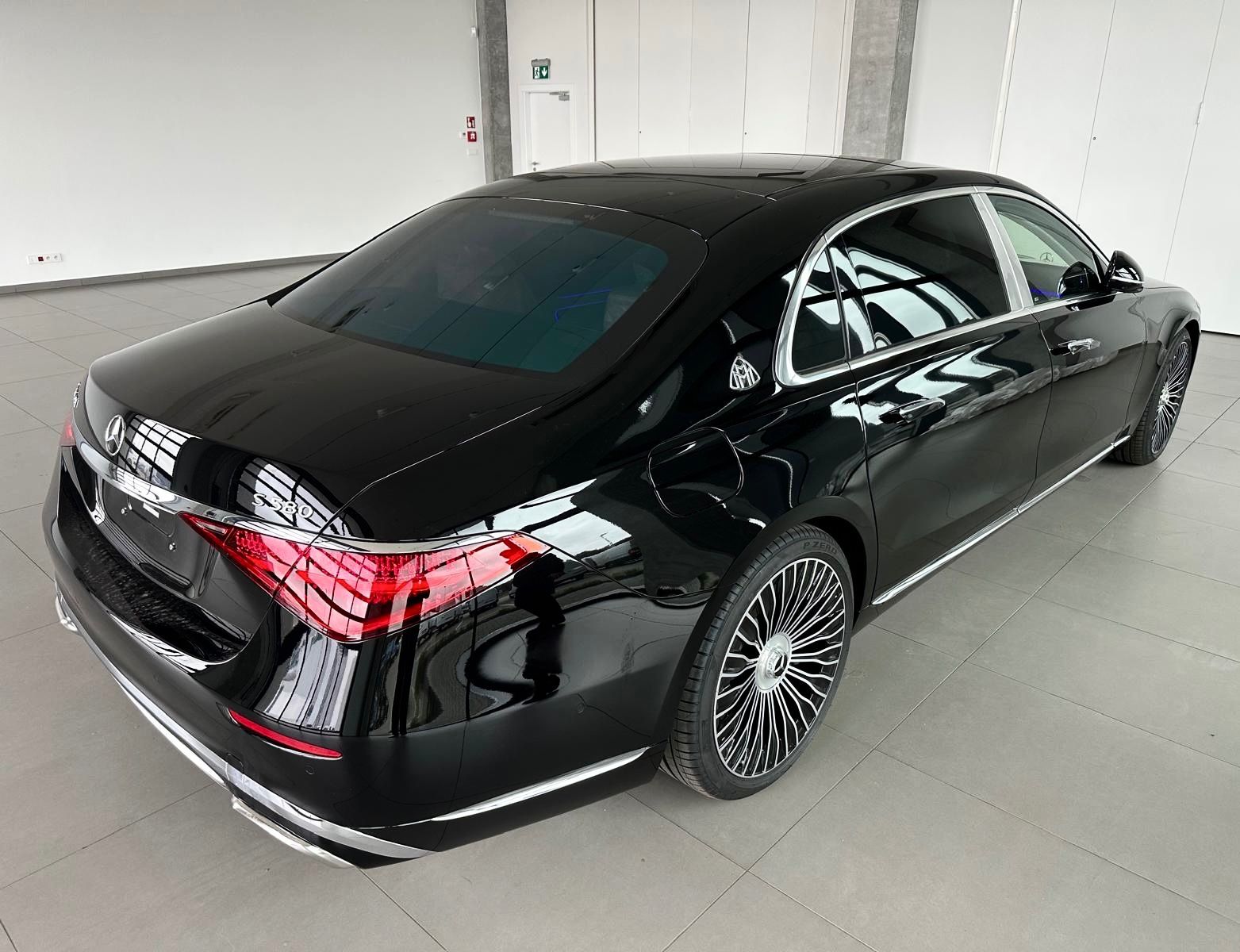 Fahrzeugabbildung Mercedes-Benz S 580 MAYBACH EXCUTIVE FIRSTCLASS TV MASSAG FULL