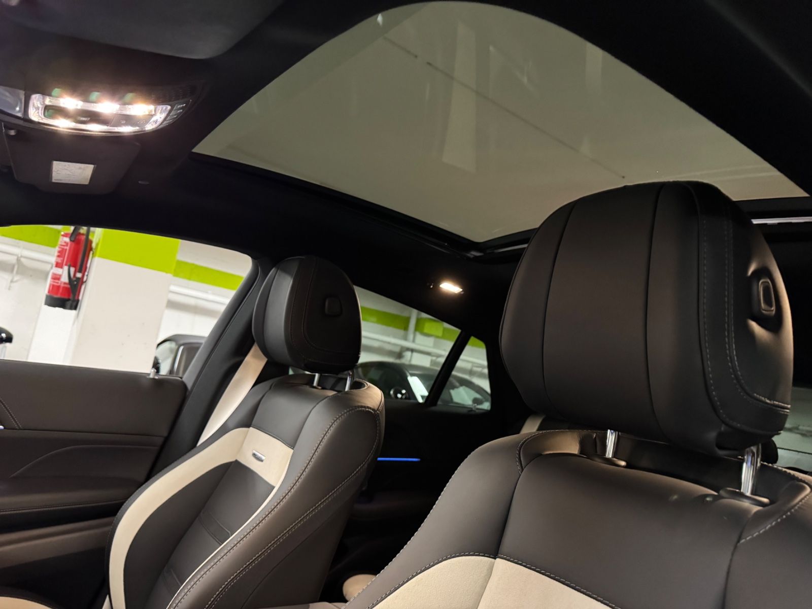 Fahrzeugabbildung Mercedes-Benz GLE 63 S AMG 4M+ COUPE FACELIFT MASSAG STANDHEIZ