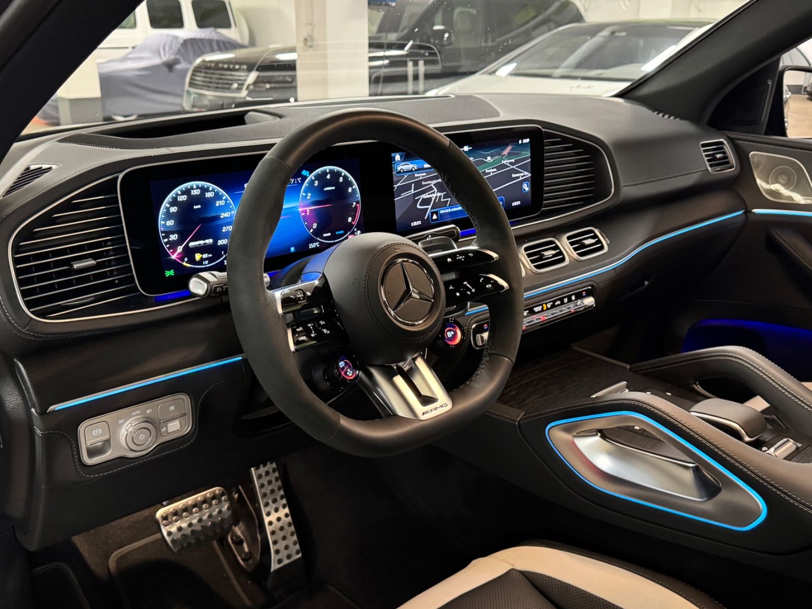 Fahrzeugabbildung Mercedes-Benz GLE 63 S AMG 4M+ COUPE FACELIFT MASSAG STANDHEIZ