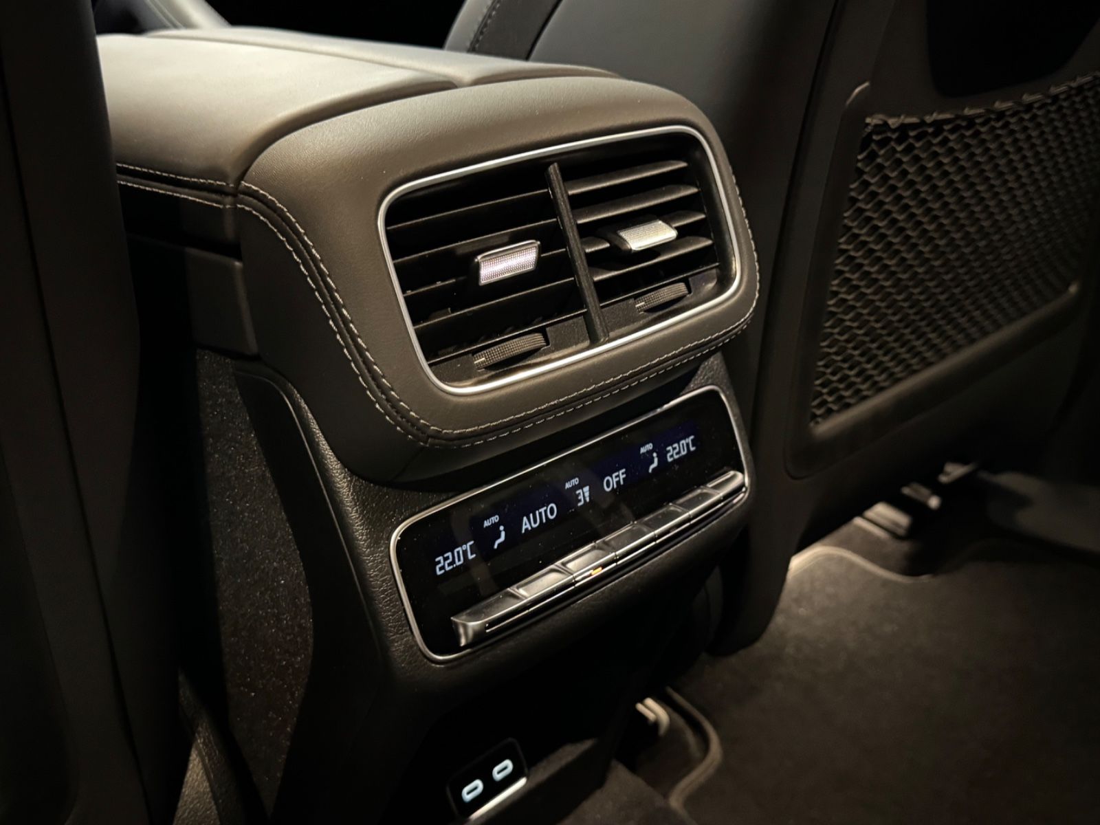Fahrzeugabbildung Mercedes-Benz GLE 63 S AMG 4M+ COUPE FACELIFT MASSAG STANDHEIZ