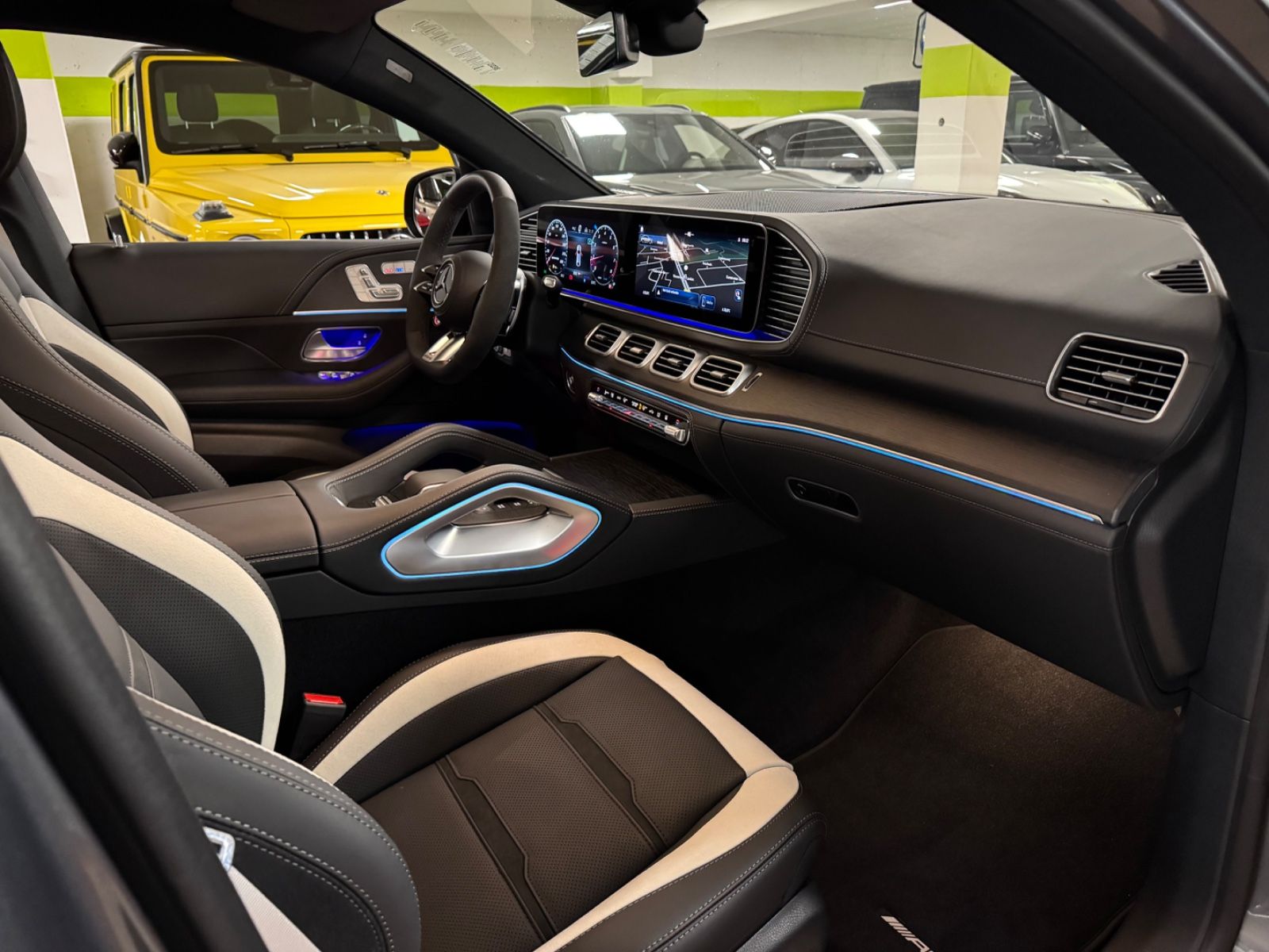 Fahrzeugabbildung Mercedes-Benz GLE 63 S AMG 4M+ COUPE FACELIFT MASSAG STANDHEIZ