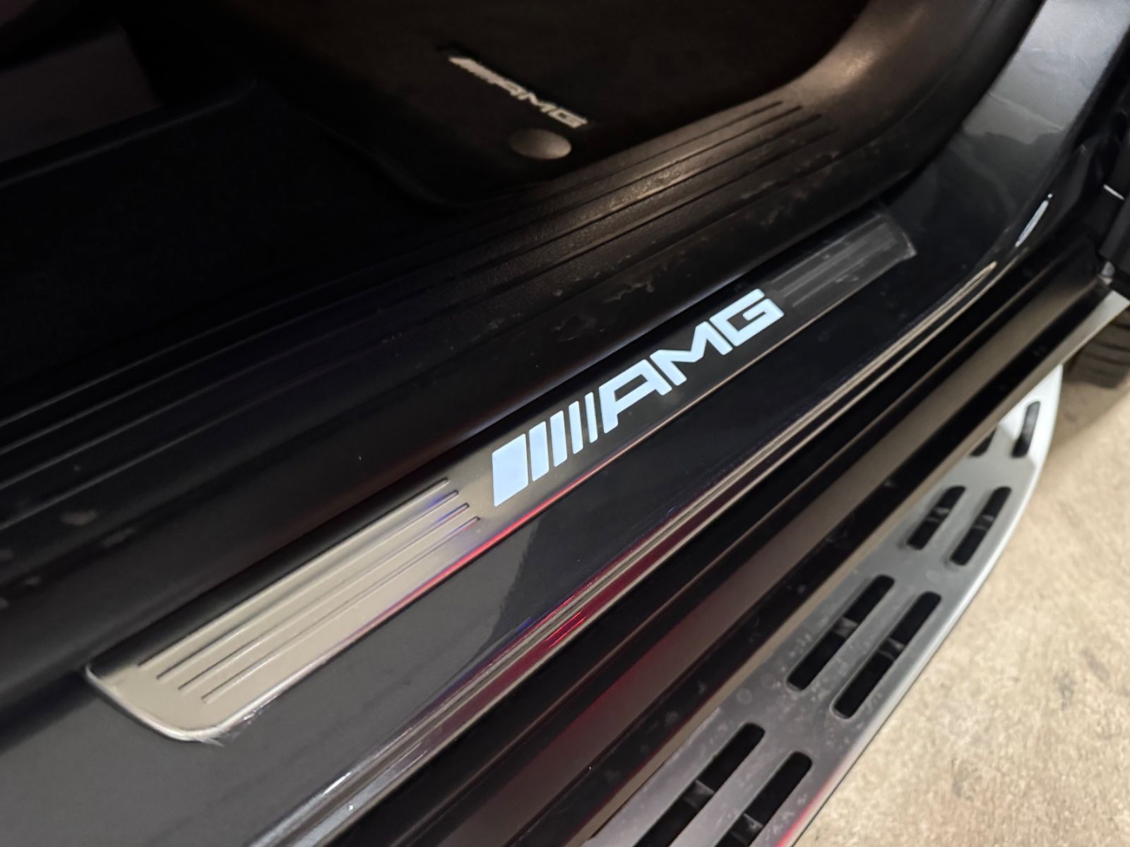 Fahrzeugabbildung Mercedes-Benz GLE 63 S AMG 4M+ COUPE FACELIFT MASSAG STANDHEIZ