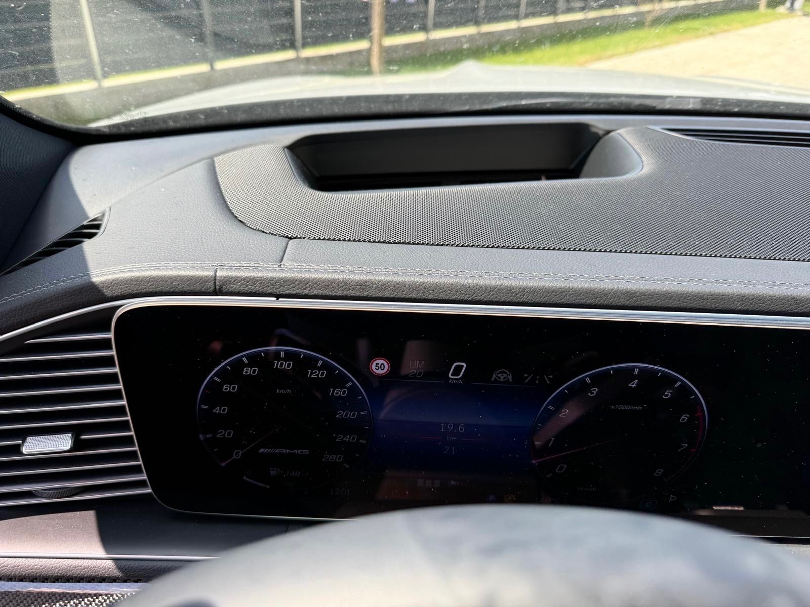Fahrzeugabbildung Mercedes-Benz GLE 53 AMG 4M CARBON PANO MASSAGE HEADUP 25 FULL
