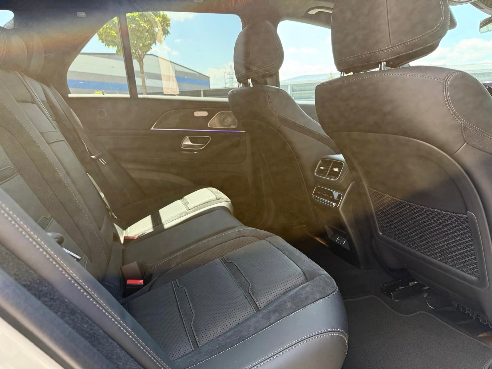 Fahrzeugabbildung Mercedes-Benz GLE 53 AMG 4M CARBON PANO MASSAGE HEADUP 25 FULL