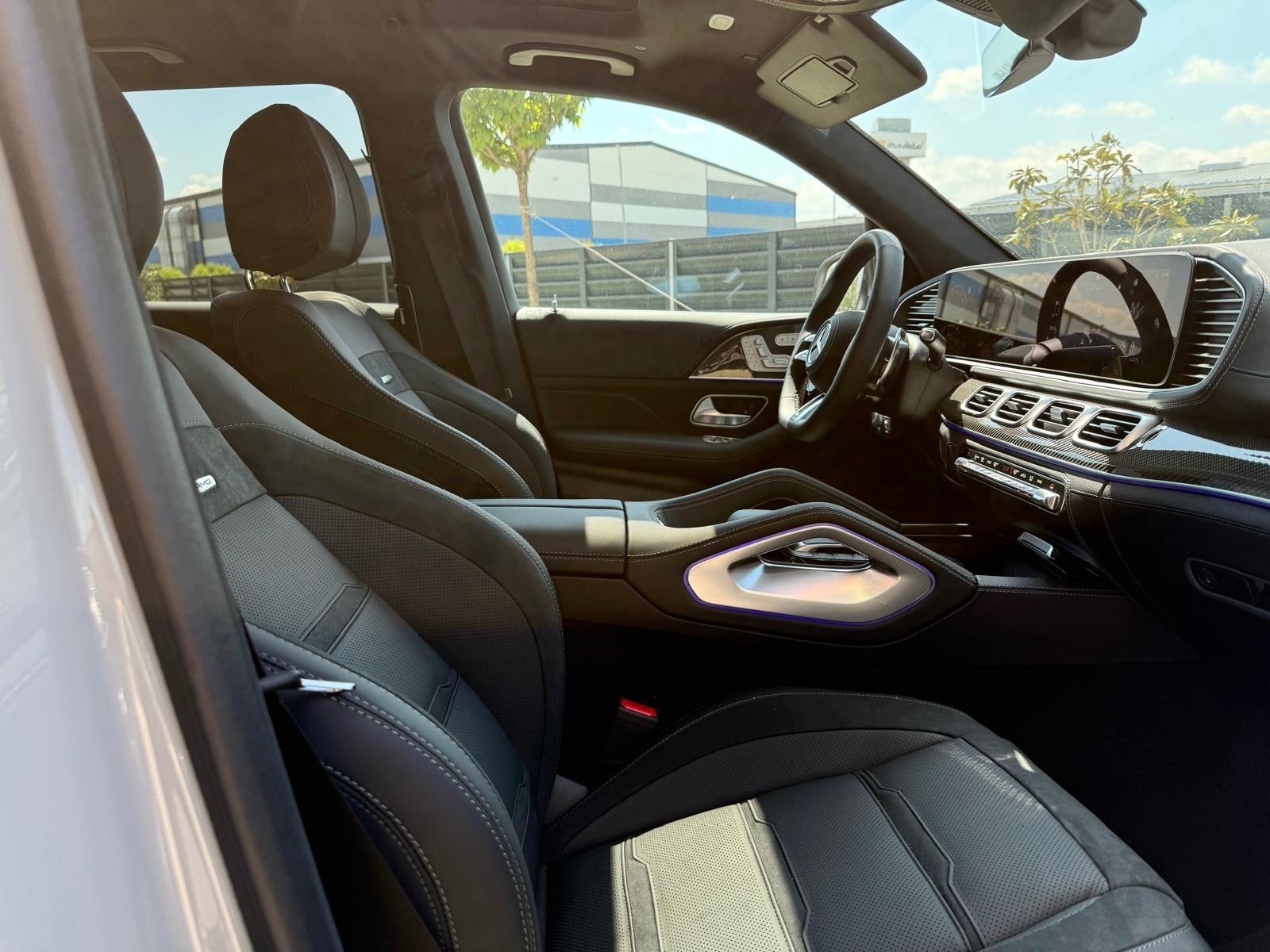 Fahrzeugabbildung Mercedes-Benz GLE 53 AMG 4M CARBON PANO MASSAGE HEADUP 25 FULL