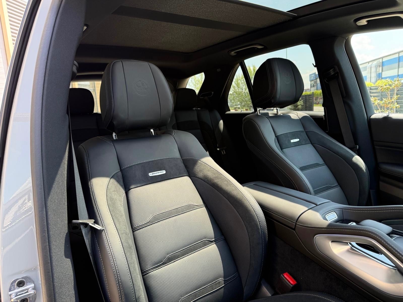 Fahrzeugabbildung Mercedes-Benz GLE 53 AMG 4M CARBON PANO MASSAGE HEADUP 25 FULL